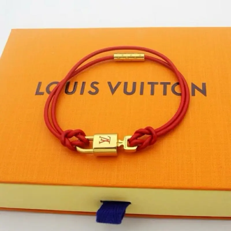 louis vuitton lv bracelets s_1261b17